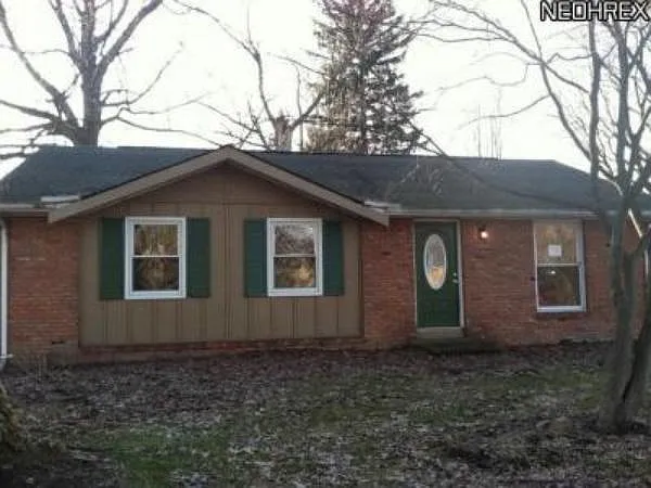 1402 Argyle Dr photo 1