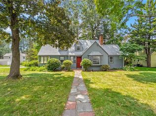 64 White Birch Rd, Cranston, RI 02920