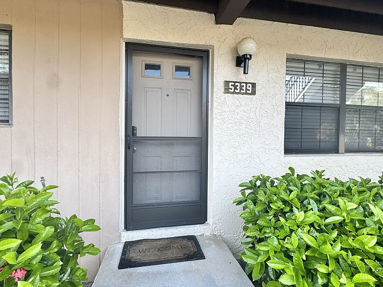 5339 Treetops Dr #5339 — Photo 21
