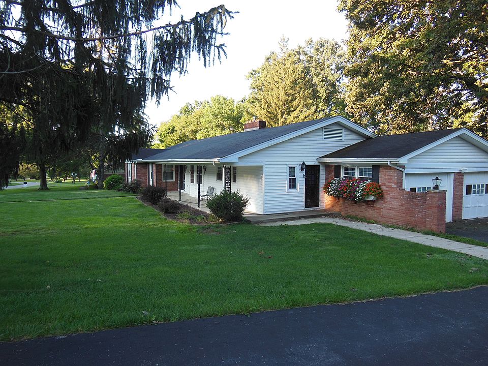 1st image of 156 E Fairway Dr