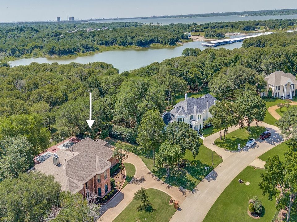 1st image of 1908 Peninsula Dr