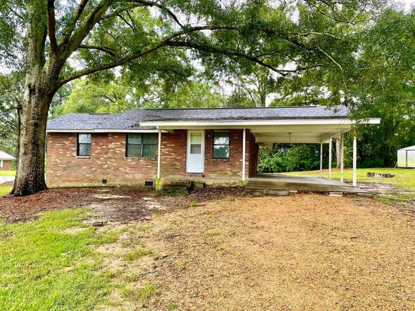 107 Lake Place Cir