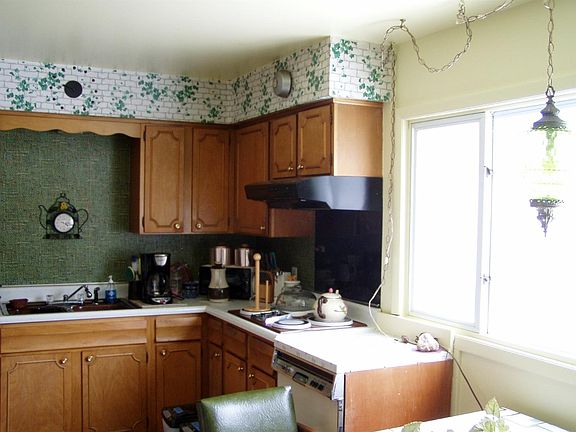 5th image of 650 Lynne Ave