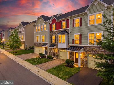 2396 Emanuel Ct, Easton, PA, 18045