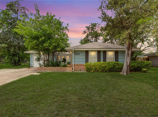 4210 Carter Creek Pkwy, Bryan, TX 77802