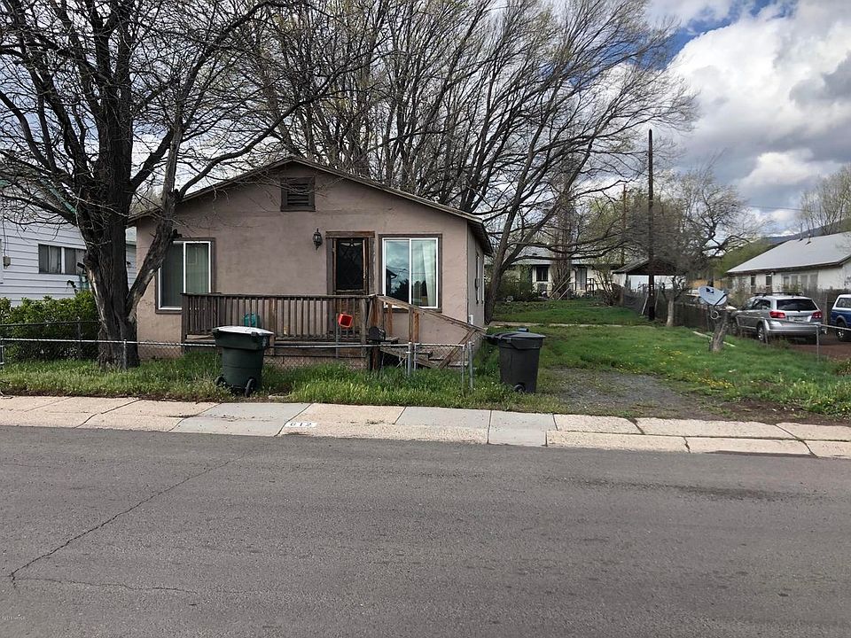 2nd image of 612 W Tombstone Ave