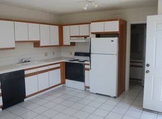 1868 Knapps Aly APT 207, West Linn, OR 97068