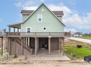 997 Austin St, Gilchrist, TX 77617