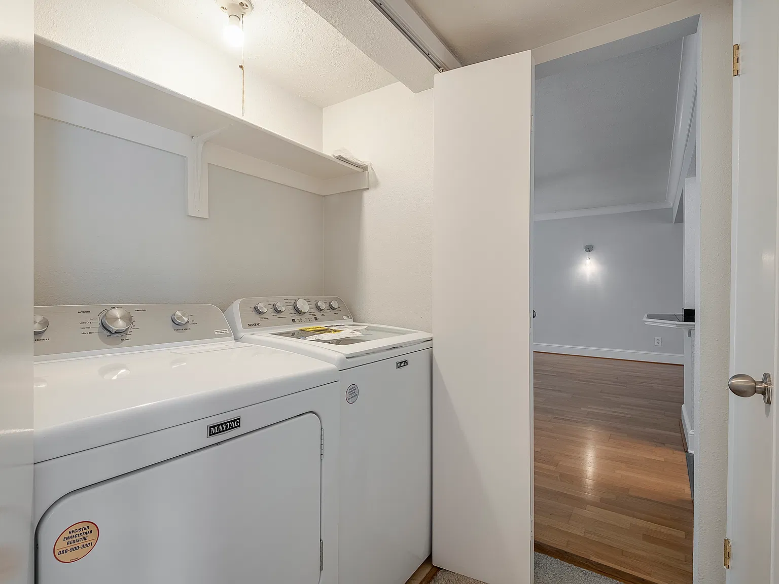 2 bed, 1118 sqft, $2,050 — Photo 2