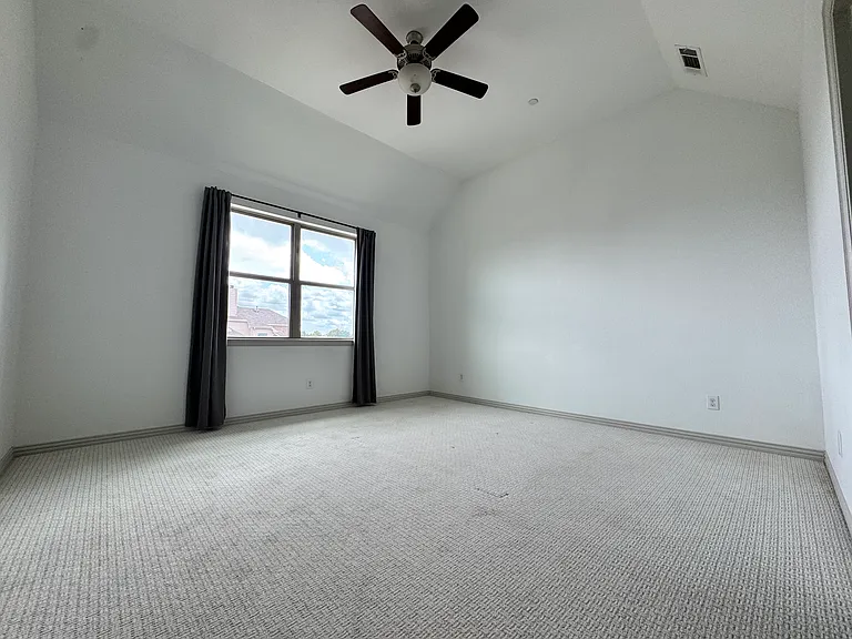 6285 Davison Way — Photo 7