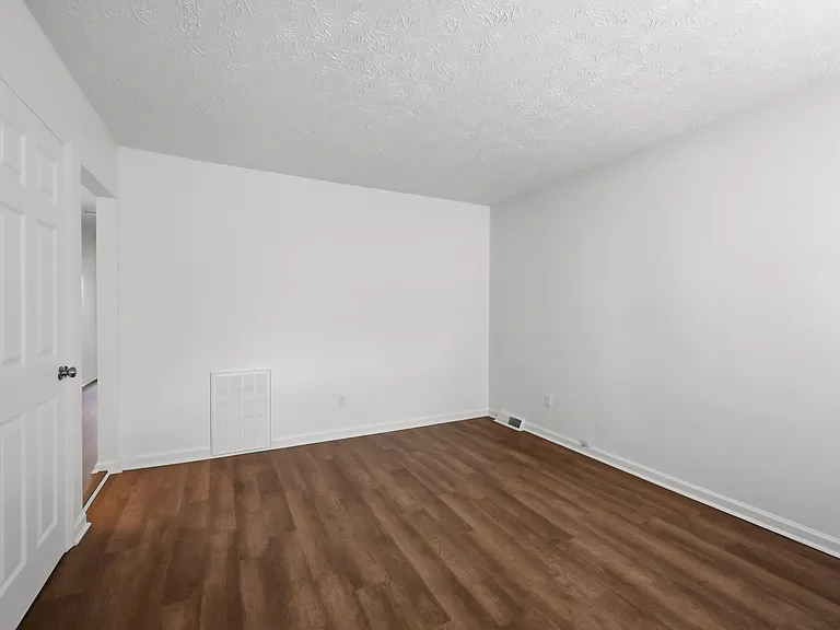 3215 Aqueduct Dr #B — Photo 17