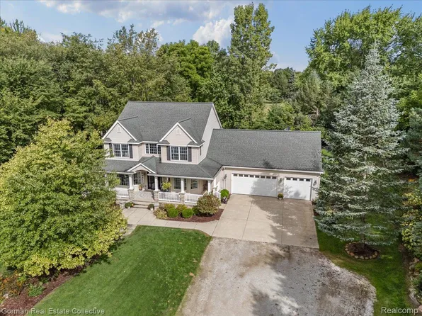 2480 Indianwood Rd, Lake Orion, MI 48362