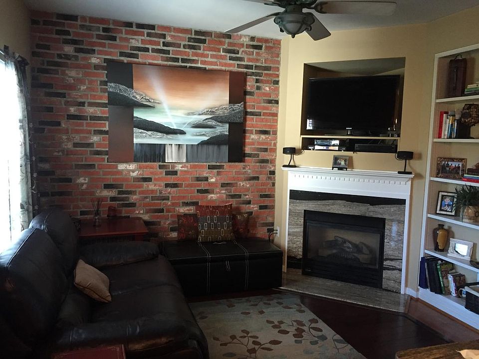 Den off kitchen
