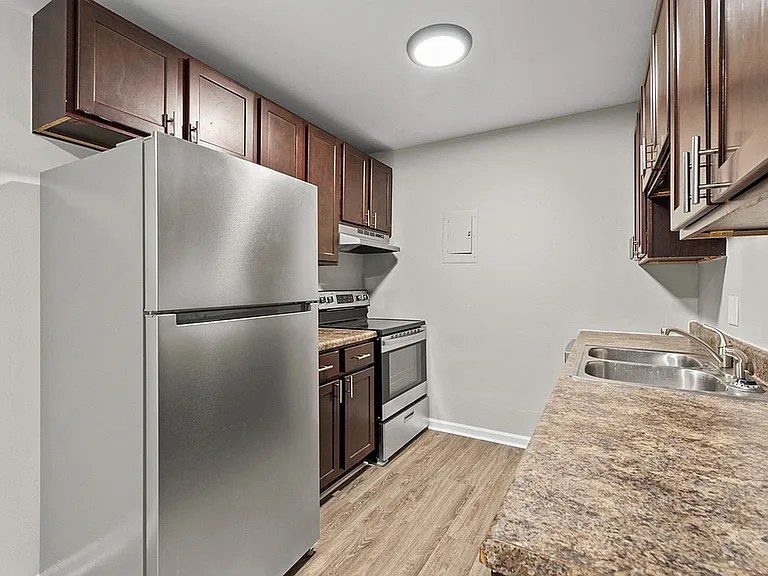 16-Pine-View-Pointe-1522B-16