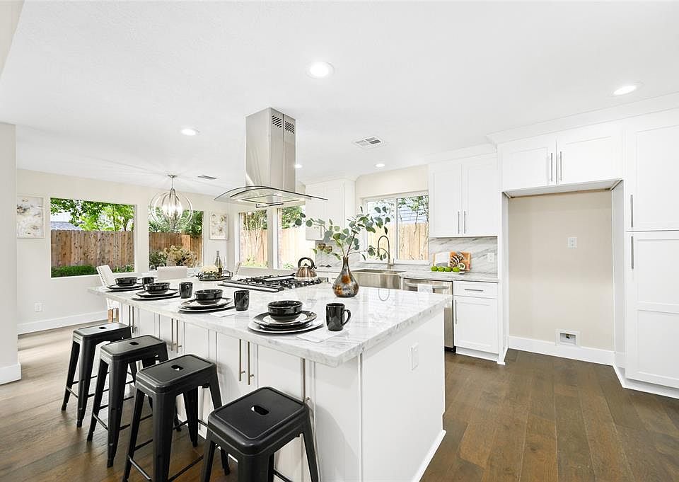 1st image of 10218 Ella Lee Ln