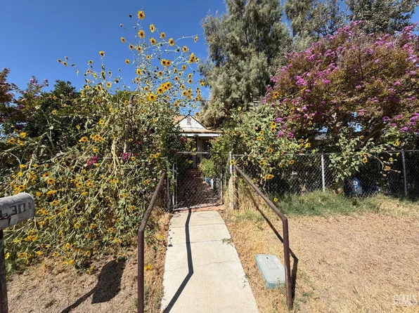 630 Beverly Dr, Bakersfield, CA 93307