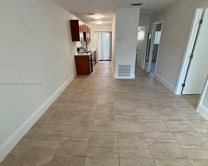 1021 W Las Olas Blvd #3 — Photo 5