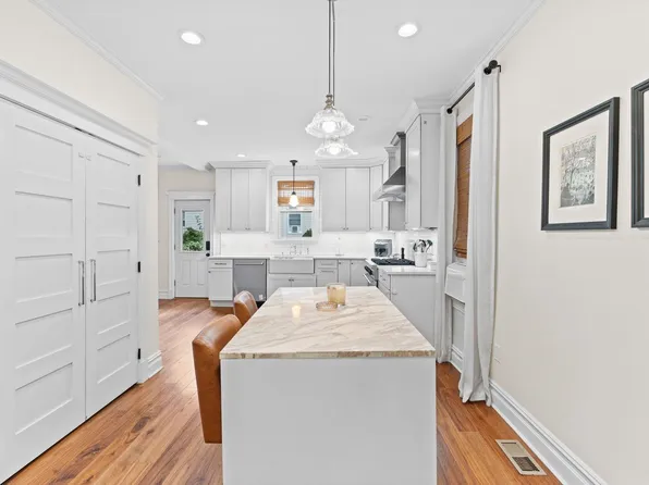 82 Highwood Terrace image 12 of 29