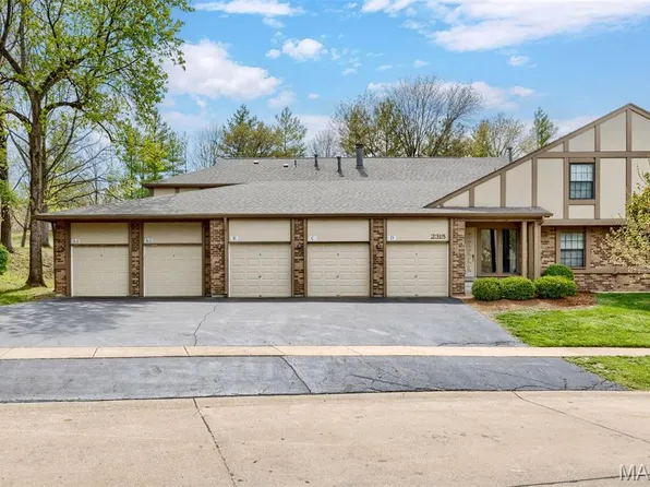 2315 Seven Pines Dr Unit 1, Saint Louis, MO 63146
