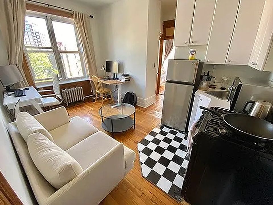 1st image of 42 Bank St APT 64