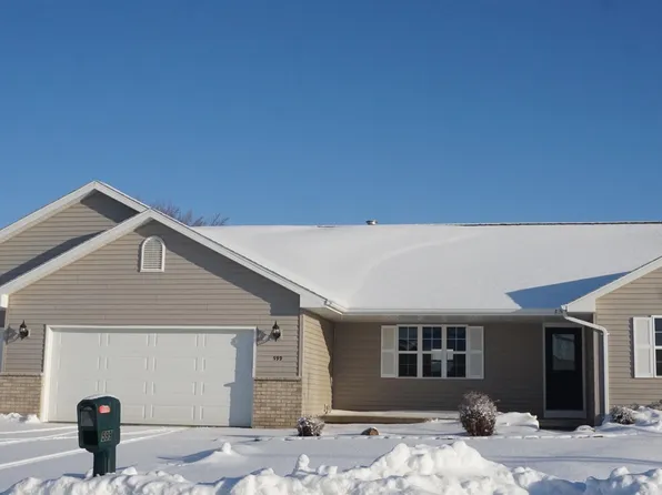 599 Country Breeze Ln, Black Creek, WI 54106