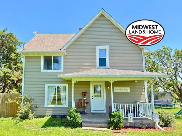 1634 14th Rd, Marysville, KS 66508