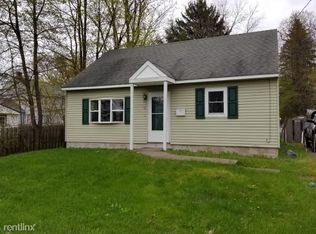 98 Reed Rd, North Syracuse, NY 13212