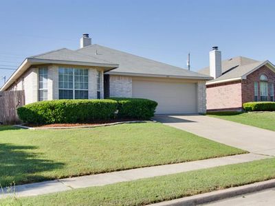913 Sharp Dr, Cedar Hill, TX, 75104