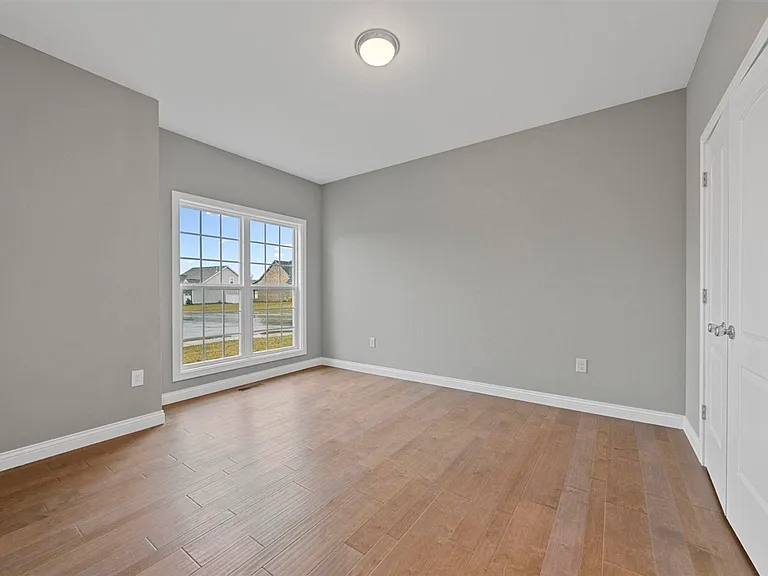 691 Denver Ln — Photo 19