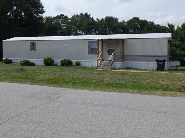 4328 Barber Mill Rd #33, Clayton, NC 27520