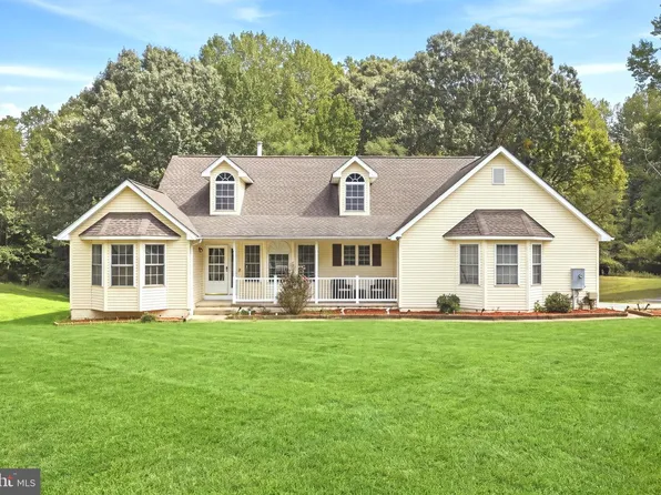 6870 Hawkins Gate Rd, La Plata, MD 20646