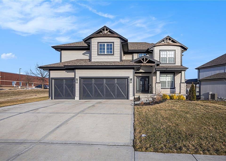 1st image of 5823 Belmont Dr