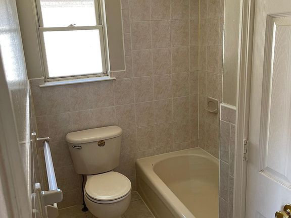 4th image of 200 Bergen St Floor 3