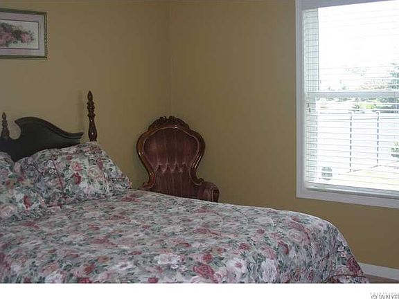 5th image of 2748 Driftwood Dr