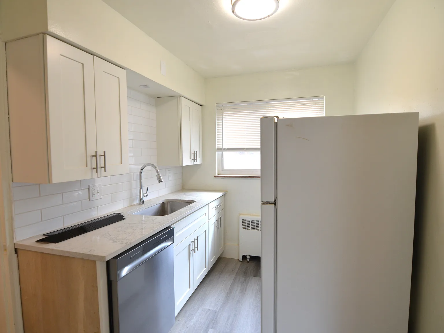 2 bed, 800 sqft, $1,295 — Photo 4
