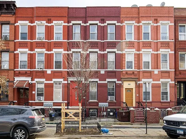 784 Halsey St, Brooklyn, NY 11233