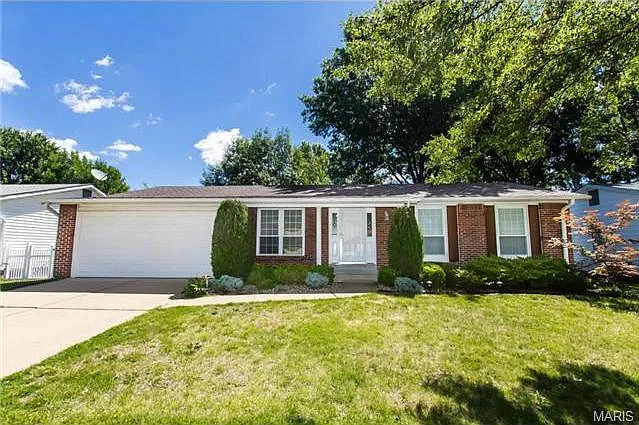 5116 Ashrock Dr photo 1