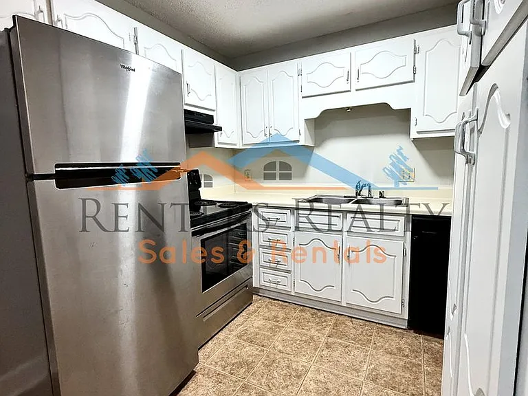 2105 Epworth Dr NE #F — Photo 5
