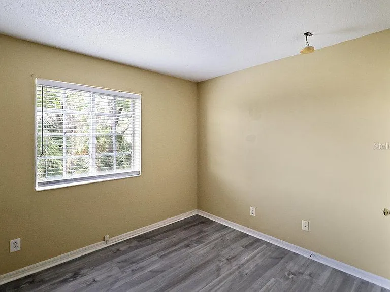 7127 Waterside Dr — Photo 35
