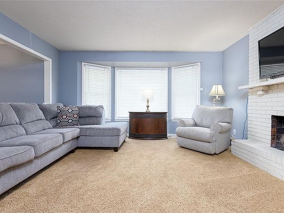 5th image of 7513 High Dr