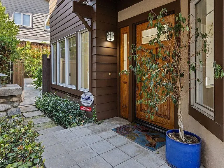 2871 Ashley Dr — Photo 4