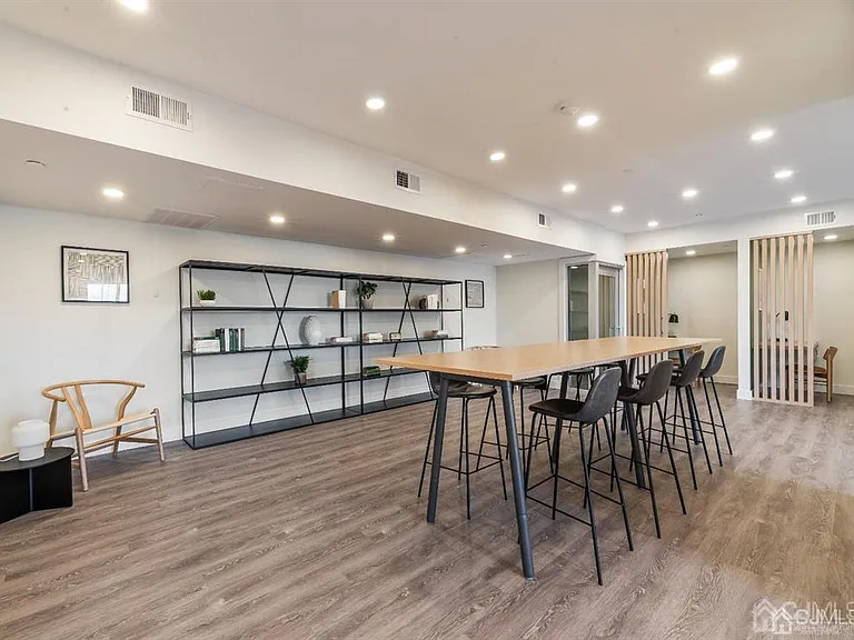 1 Nolan Way #JR — Photo 31