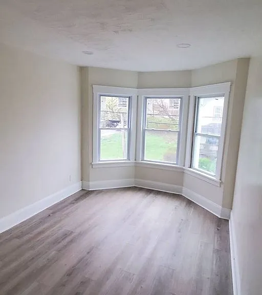 9703 Elwell Ave — Photo 15