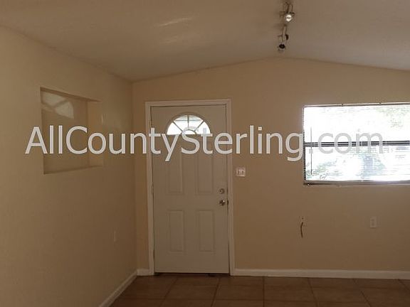4th image of 2200 Mayflower Ave