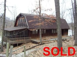 9693 S Lake Shore Ln, Huntingburg, IN 47542