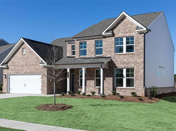 509 Altamaha Ct, Locust Grove, GA 30248