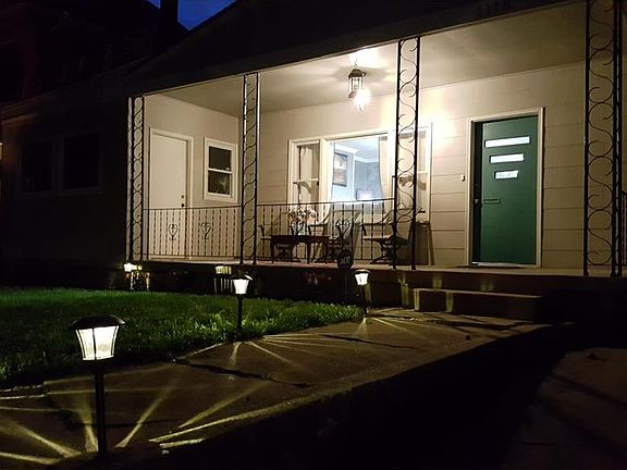 3rd image of 4116 Campbell St