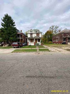 4572 Pacific St, Detroit, MI, 48204
