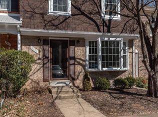 5828 Kara Pl, Burke, VA 22015