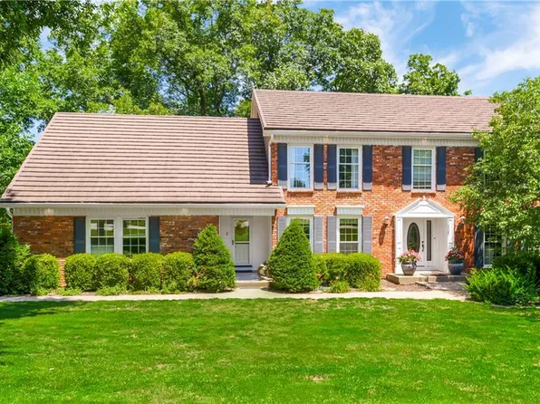 13914 NW Timber Ridge St, Kansas City, MO 64152